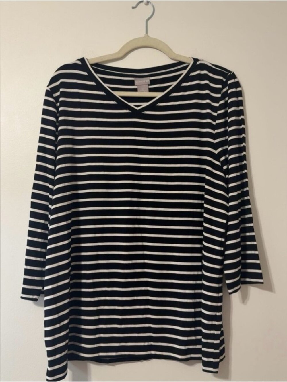 Women’s Black & White Striped V-Neck Tunic Shirt Top